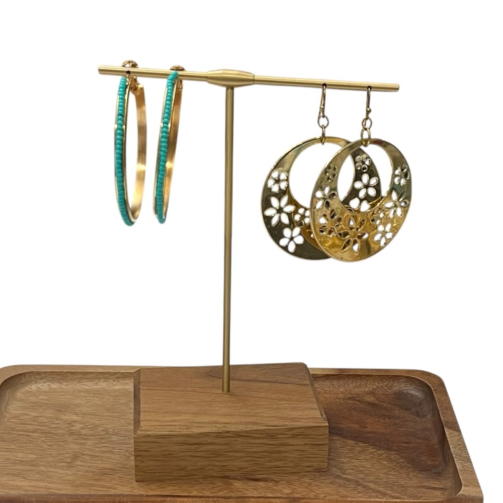 Gold Tone Beaded Earrings 2 Pairs Dangling Boho Casual Cut Out Floral Turquoise